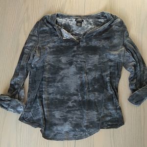 44. Long Sleeve Calvin Klein Jeans Top M